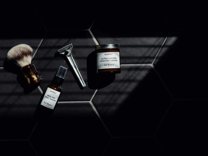 Men’s grooming kit