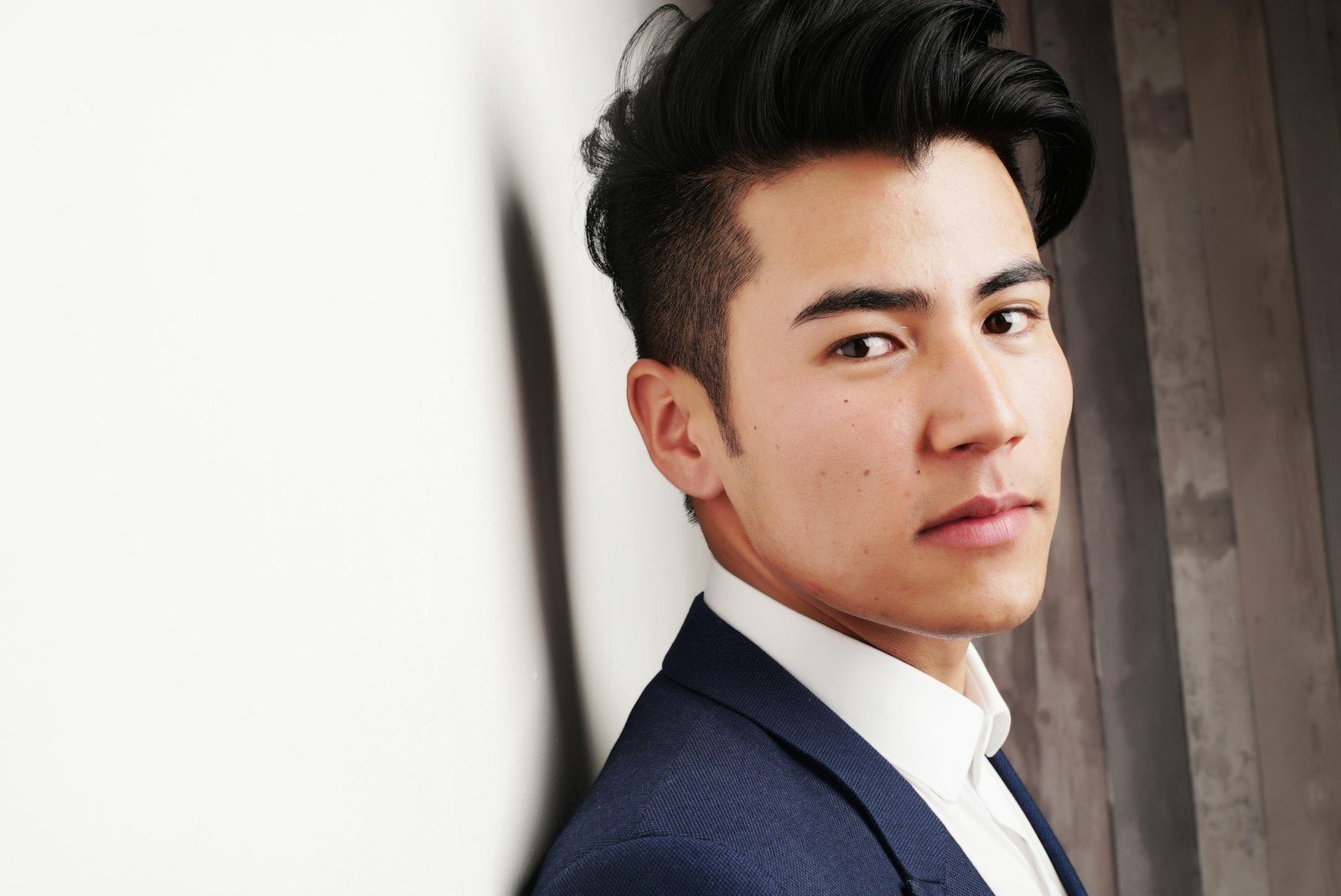 Men's perm and textured hairstyle